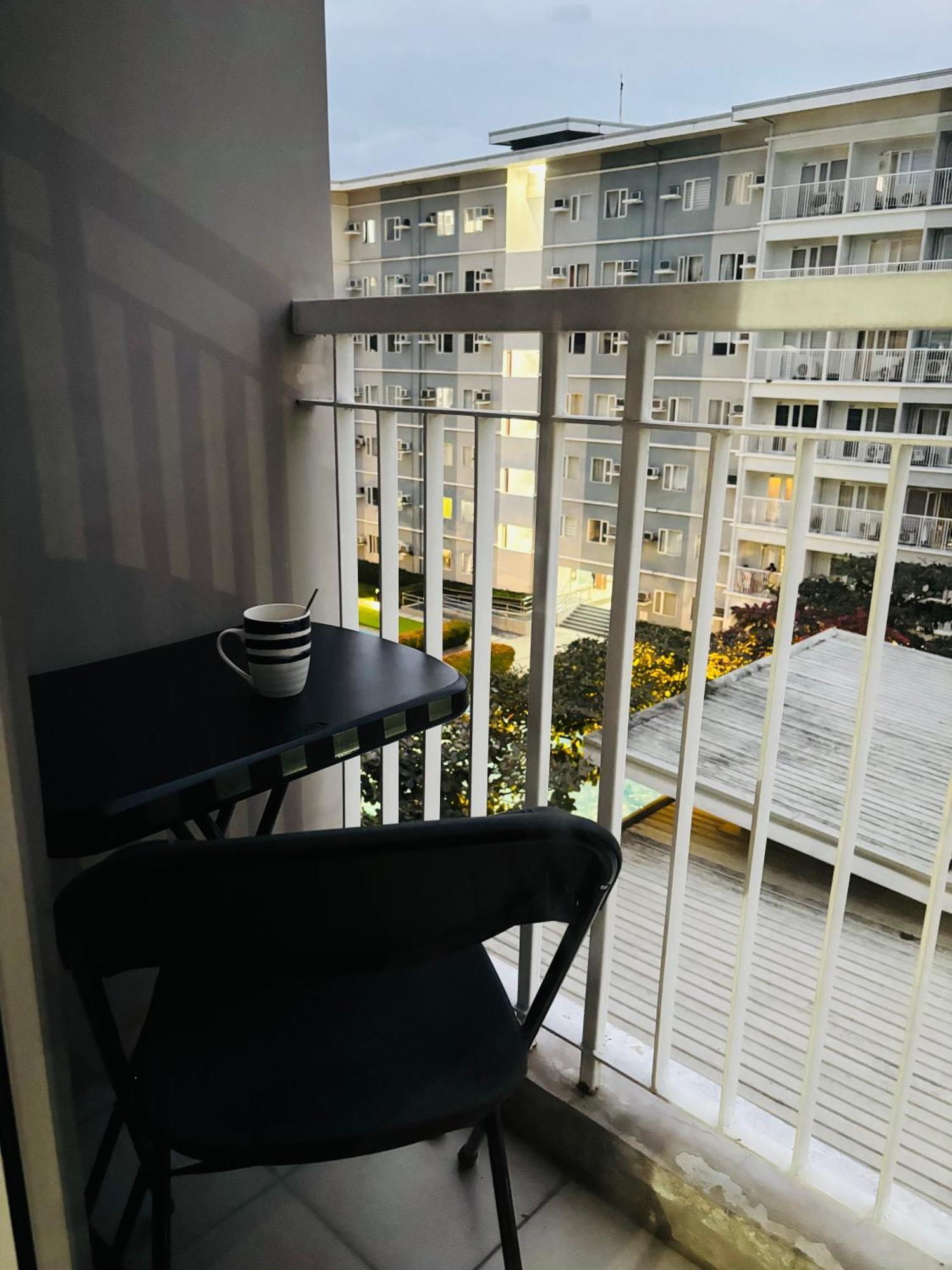 Trees Residences - Tower 11 1Br With Balcony Manila Eksteriør billede